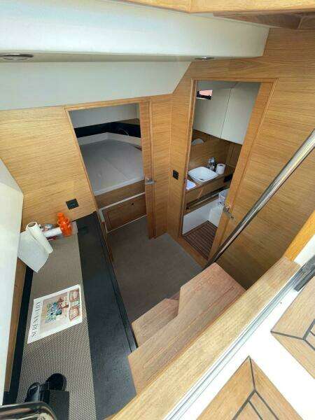 42ft De Antonio Yacht For Sale