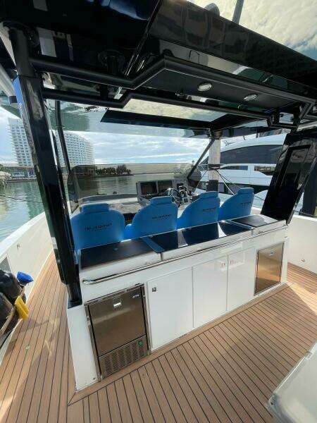 42ft De Antonio Yacht For Sale