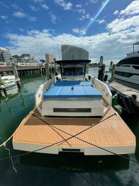 42ft De Antonio Yacht For Sale
