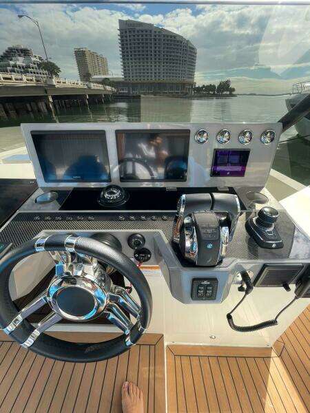 42ft De Antonio Yacht For Sale