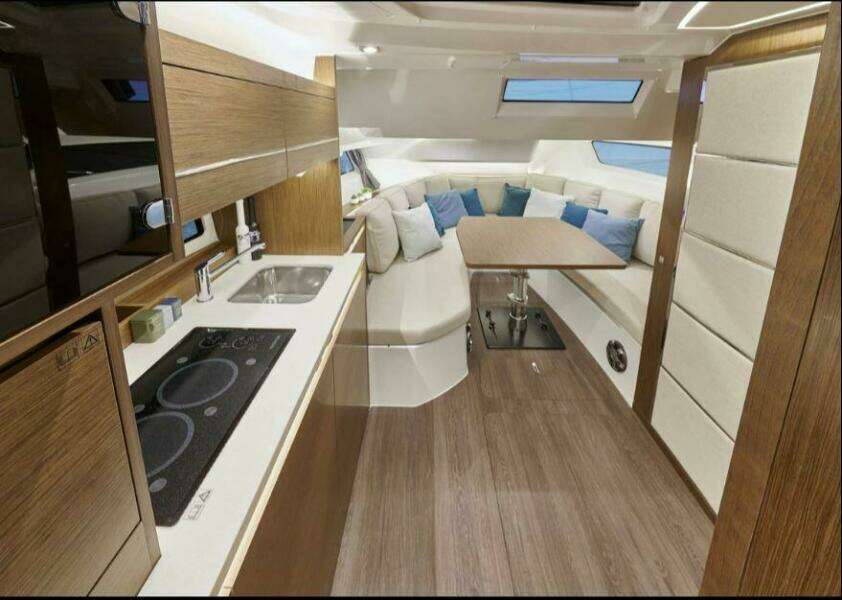 40ft Jeanneau Yacht For Sale