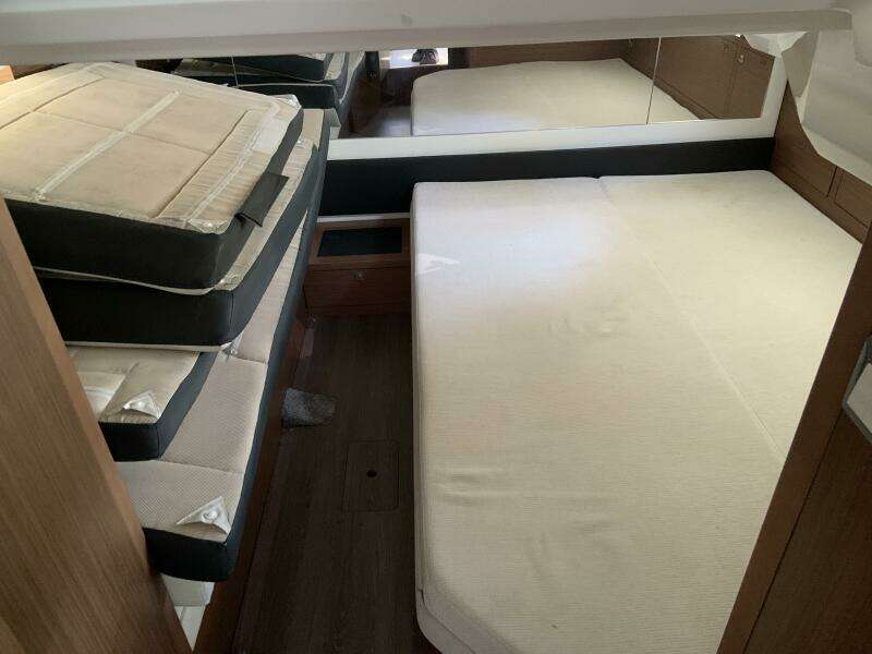40ft Jeanneau Yacht For Sale