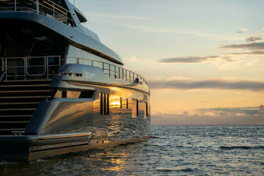 PETITE BELLE 100ft SUNREEF YACHTS Yacht For Sale