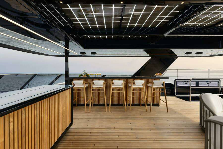 PETITE BELLE 100ft SUNREEF YACHTS Yacht For Sale