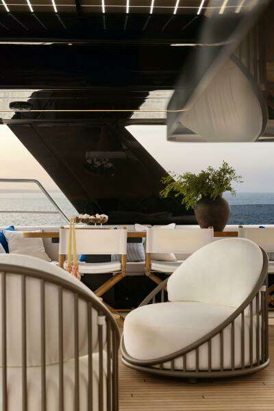 PETITE BELLE 100ft SUNREEF YACHTS Yacht For Sale