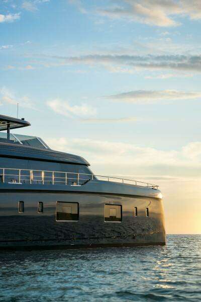 PETITE BELLE 100ft SUNREEF YACHTS Yacht For Sale