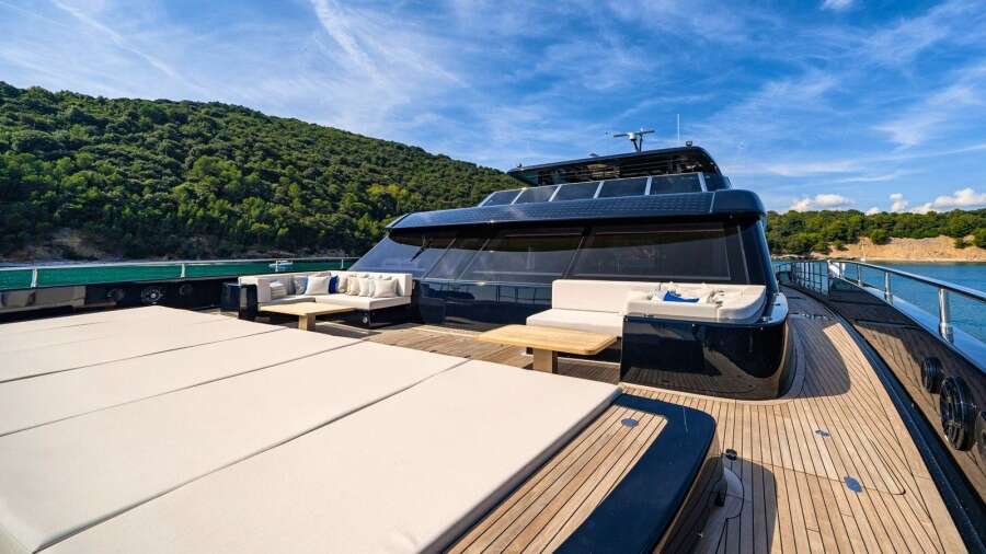 PETITE BELLE 100ft SUNREEF YACHTS Yacht For Sale