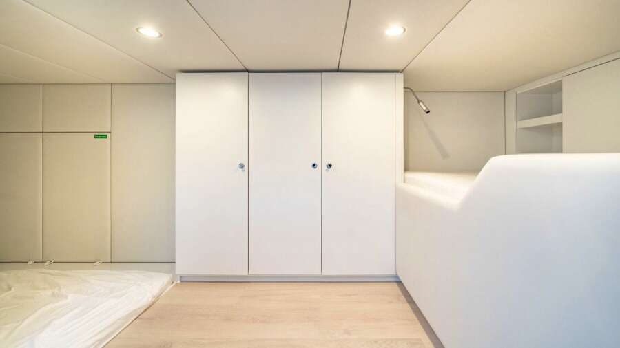 PETITE BELLE 100ft SUNREEF YACHTS Yacht For Sale