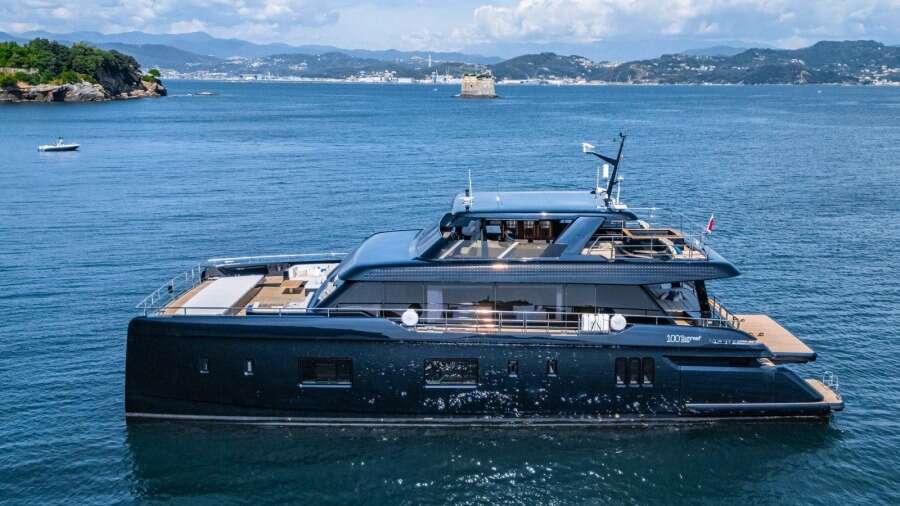 PETITE BELLE 100ft SUNREEF YACHTS Yacht For Sale