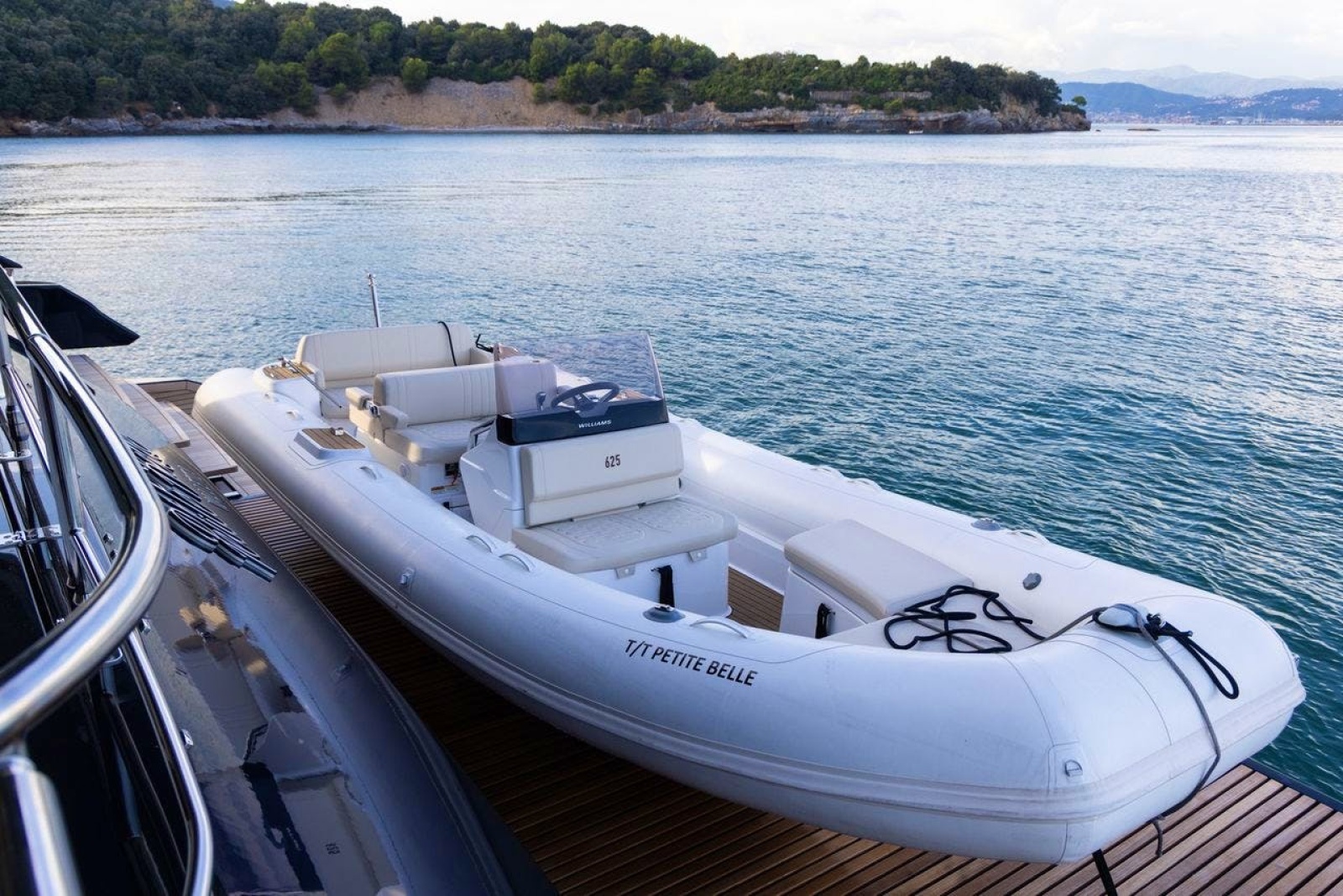 2025 SUNREEF YACHTS Sunreef 100 Power