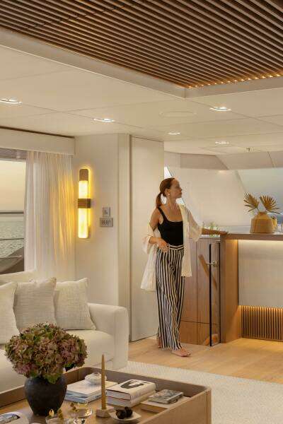 PETITE BELLE 100ft SUNREEF YACHTS Yacht For Sale