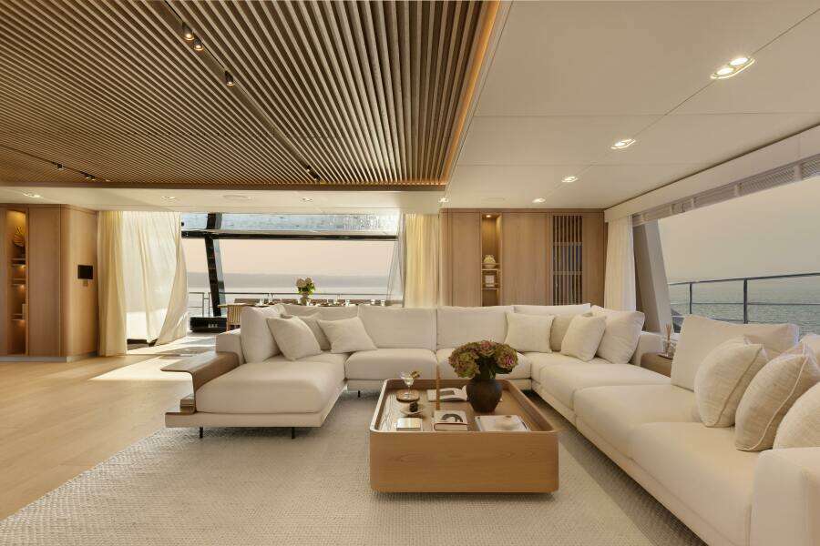 PETITE BELLE 100ft SUNREEF YACHTS Yacht For Sale