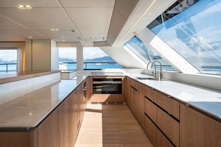 PETITE BELLE 100ft SUNREEF YACHTS Yacht For Sale