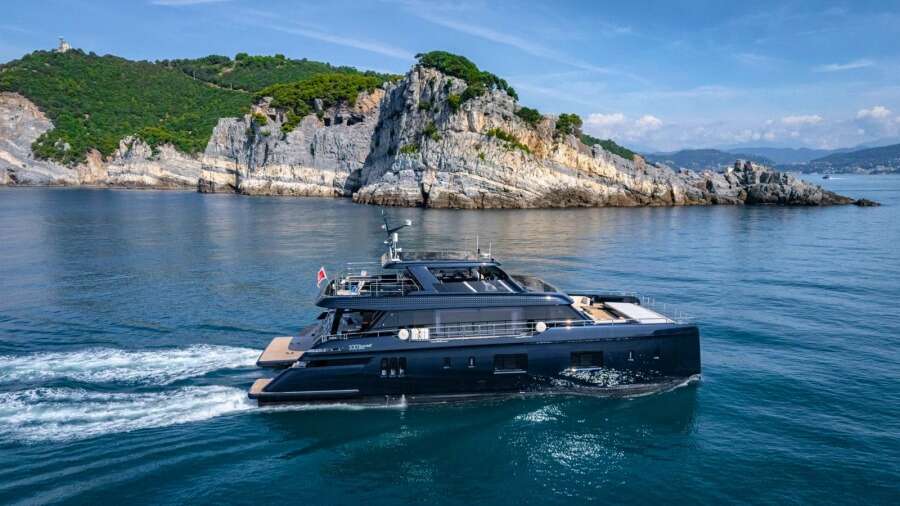 PETITE BELLE 100ft SUNREEF YACHTS Yacht For Sale