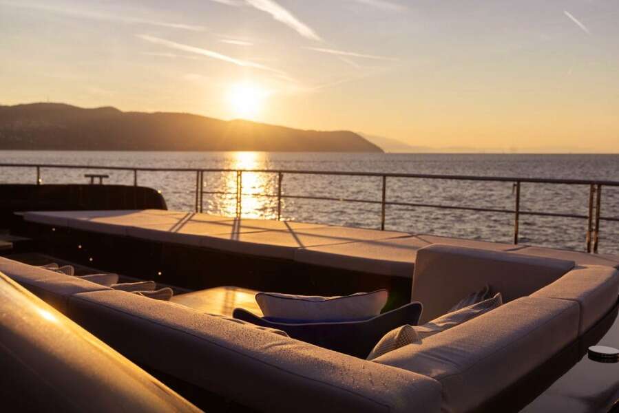 PETITE BELLE 100ft SUNREEF YACHTS Yacht For Sale