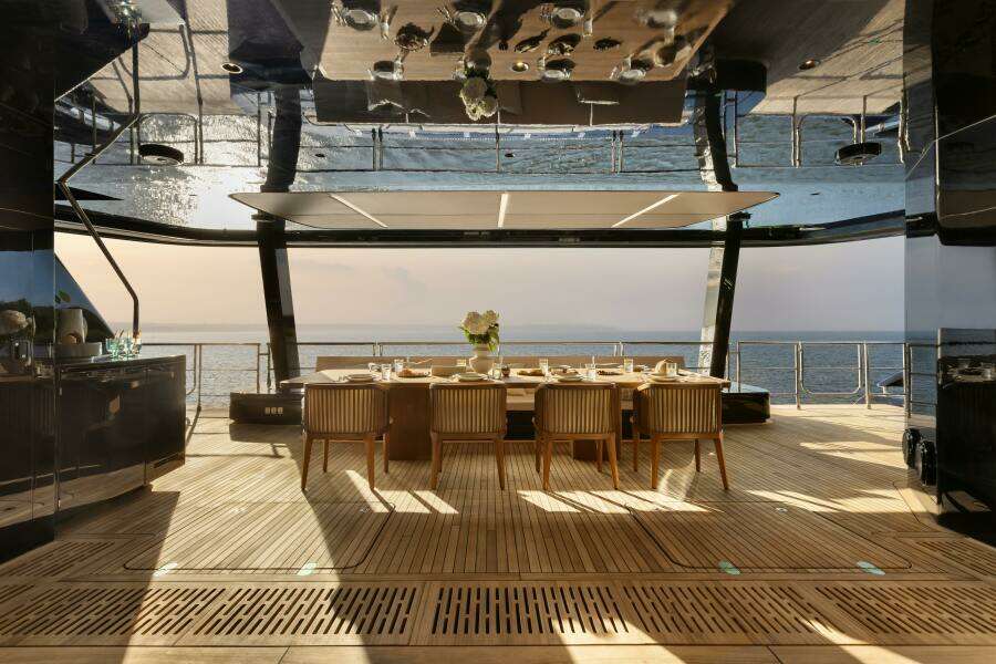 PETITE BELLE 100ft SUNREEF YACHTS Yacht For Sale