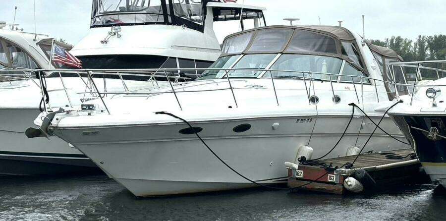 Celebration 40ft Sea Ray Yacht For Sale