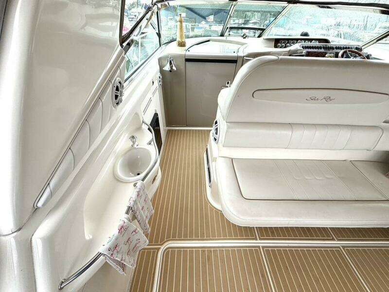 Celebration 40ft Sea Ray Yacht For Sale