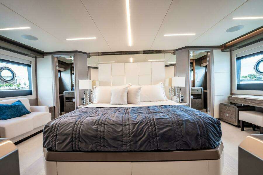 Aquasition 88ft Ocean Alexander Yacht For Sale