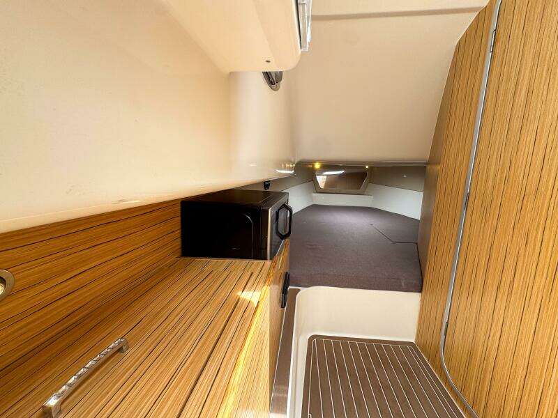 35ft Tender Yacht For Sale