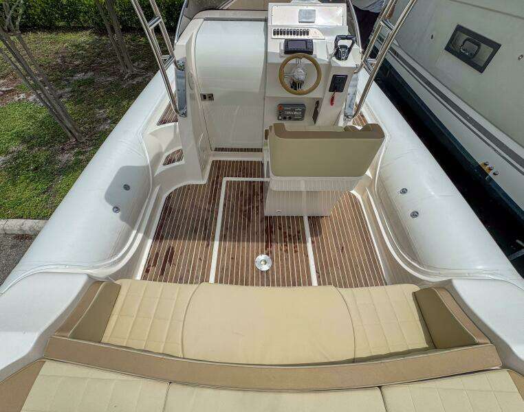 35ft Tender Yacht For Sale