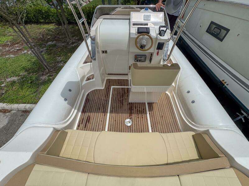 35ft Tender Yacht For Sale