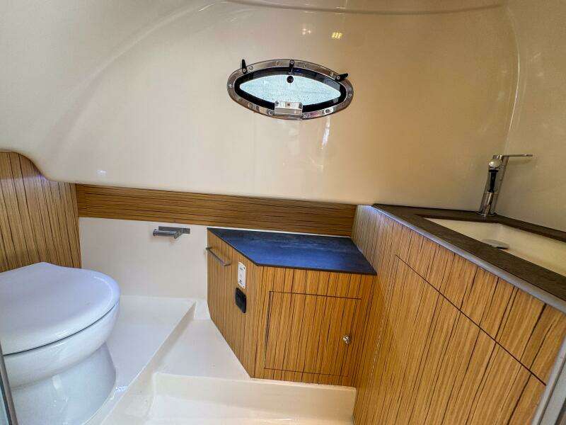 35ft Tender Yacht For Sale