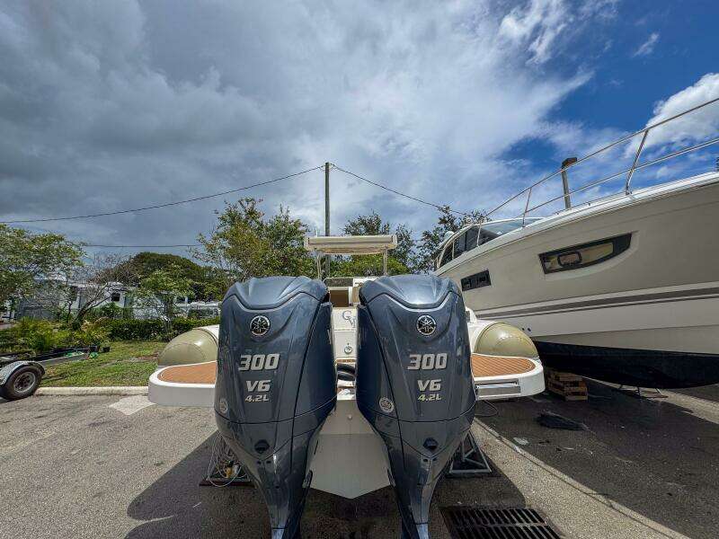 35ft Tender Yacht For Sale