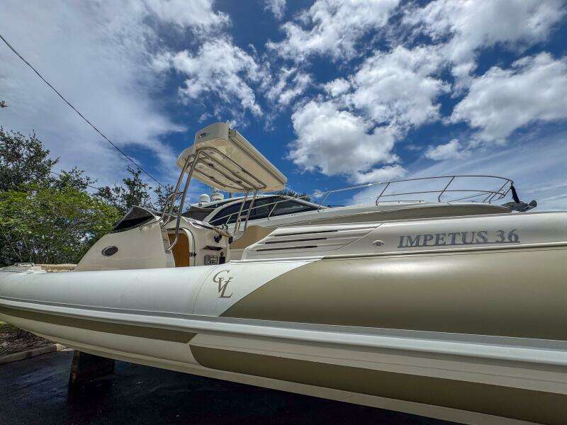 35ft Tender Yacht For Sale