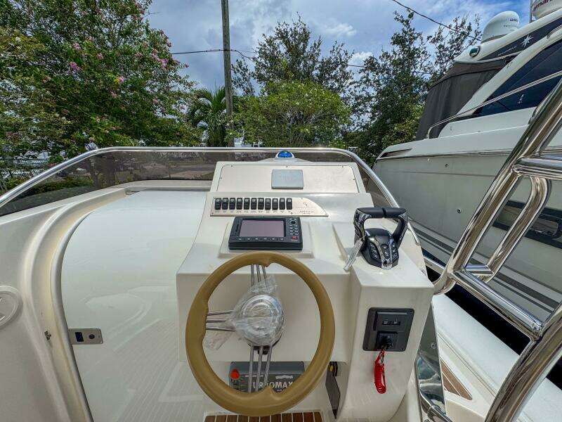 35ft Tender Yacht For Sale
