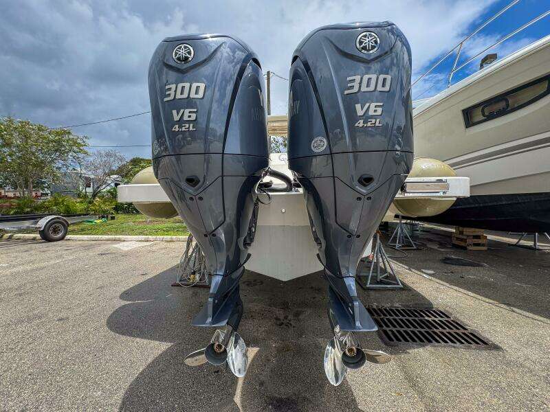35ft Tender Yacht For Sale