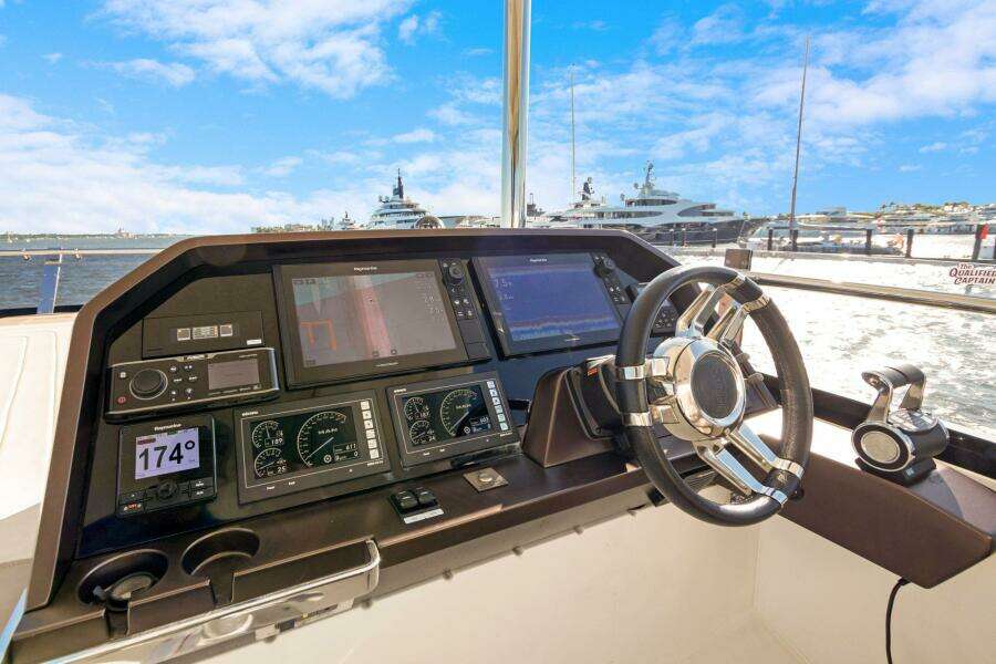 Aquasition 68ft Galeon Yacht For Sale