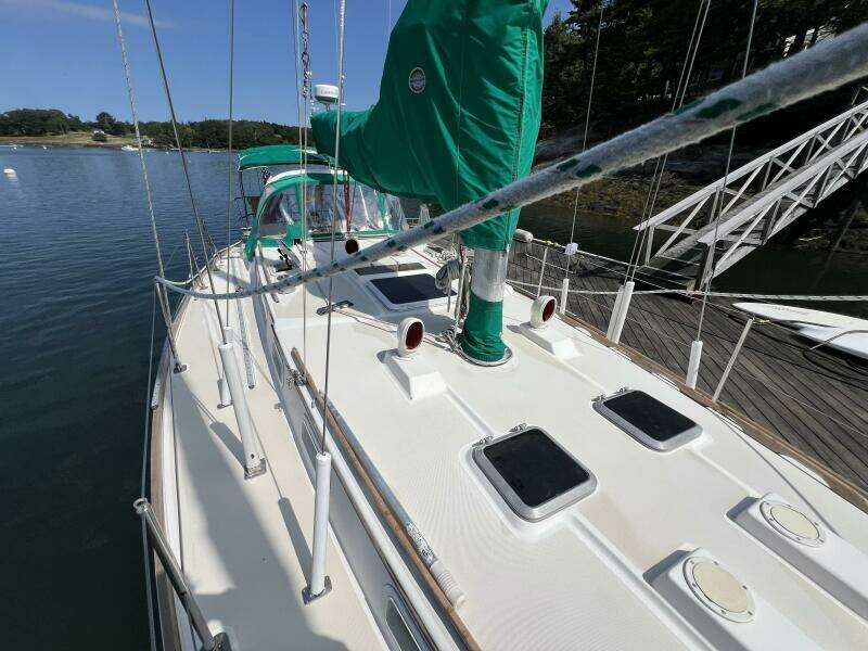 Sirius 38ft Sabre Yacht For Sale