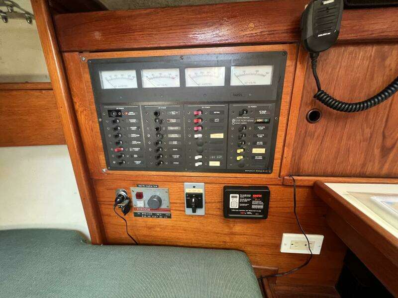 Sirius 38ft Sabre Yacht For Sale