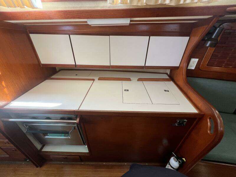 Sirius 38ft Sabre Yacht For Sale