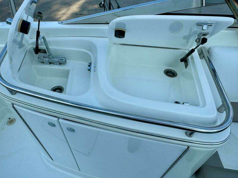 29ft Cobalt Yacht For Sale