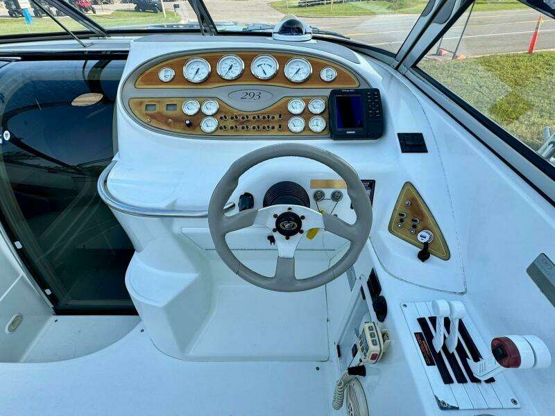 29ft Cobalt Yacht For Sale