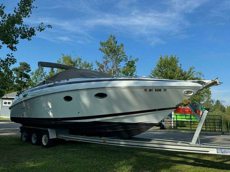 29ft Cobalt Yacht For Sale