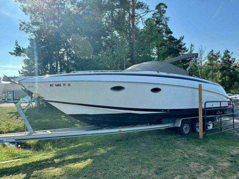 29ft Cobalt Yacht For Sale
