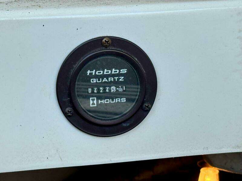 29ft Cobalt Yacht For Sale