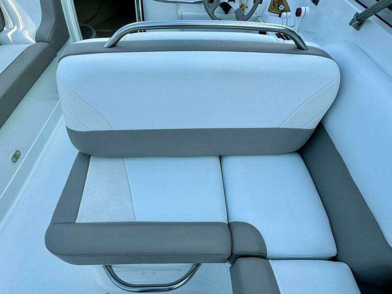29ft Cobalt Yacht For Sale