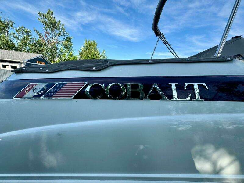 29ft Cobalt Yacht For Sale
