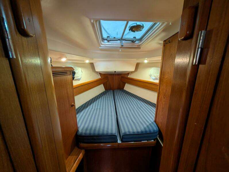 Wahoo 43ft Jeanneau Yacht For Sale