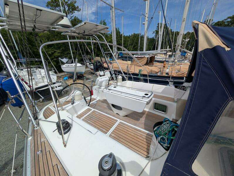 Wahoo 43ft Jeanneau Yacht For Sale