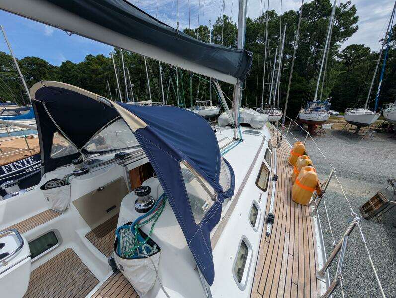 Wahoo 43ft Jeanneau Yacht For Sale
