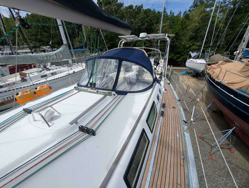 Wahoo 43ft Jeanneau Yacht For Sale