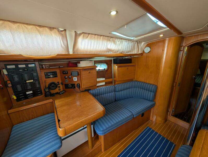 Wahoo 43ft Jeanneau Yacht For Sale
