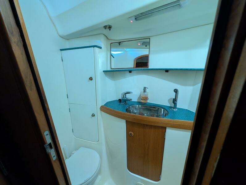Wahoo 43ft Jeanneau Yacht For Sale