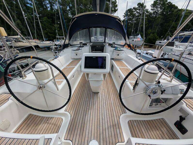 Wahoo 43ft Jeanneau Yacht For Sale