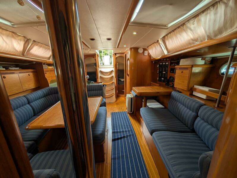 Wahoo 43ft Jeanneau Yacht For Sale